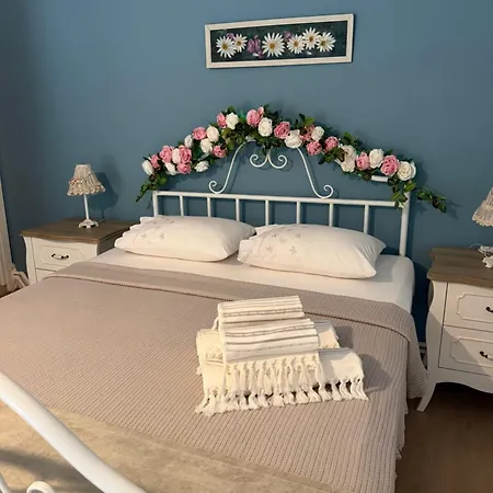 Saklı Doğa Başiskele Tatil Evi Bahcecik